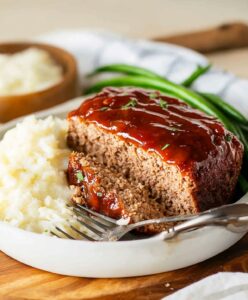 Tasty Copycat Cracker Barrel Meatloaf Recipe