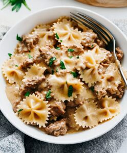 Beef And Bowtie Pasta With Alfredo Sauce Recipe