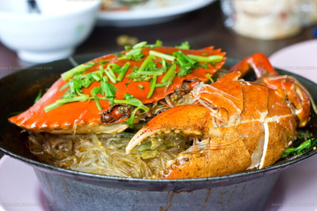 Crab Meat And Glass Noodle Stir-Fry (Mien Xao Cua)