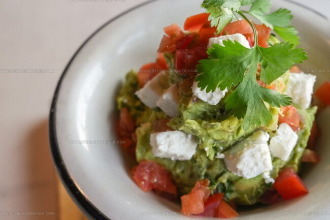 Does Substituting Cilantro Change How Long Guacamole Stays Fresh?