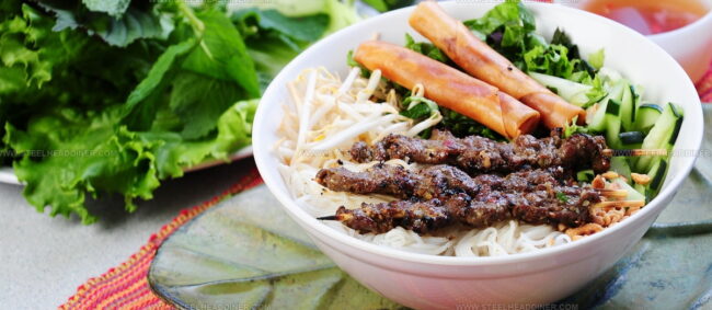 Grilled Pork And Rice Vermicelli (Bun Thit Nuong)