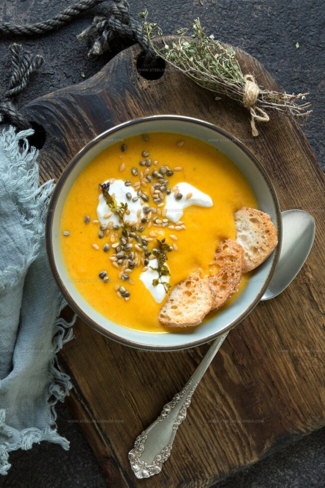 What Types of Bread Work Best in Traditional Bread Soups?
