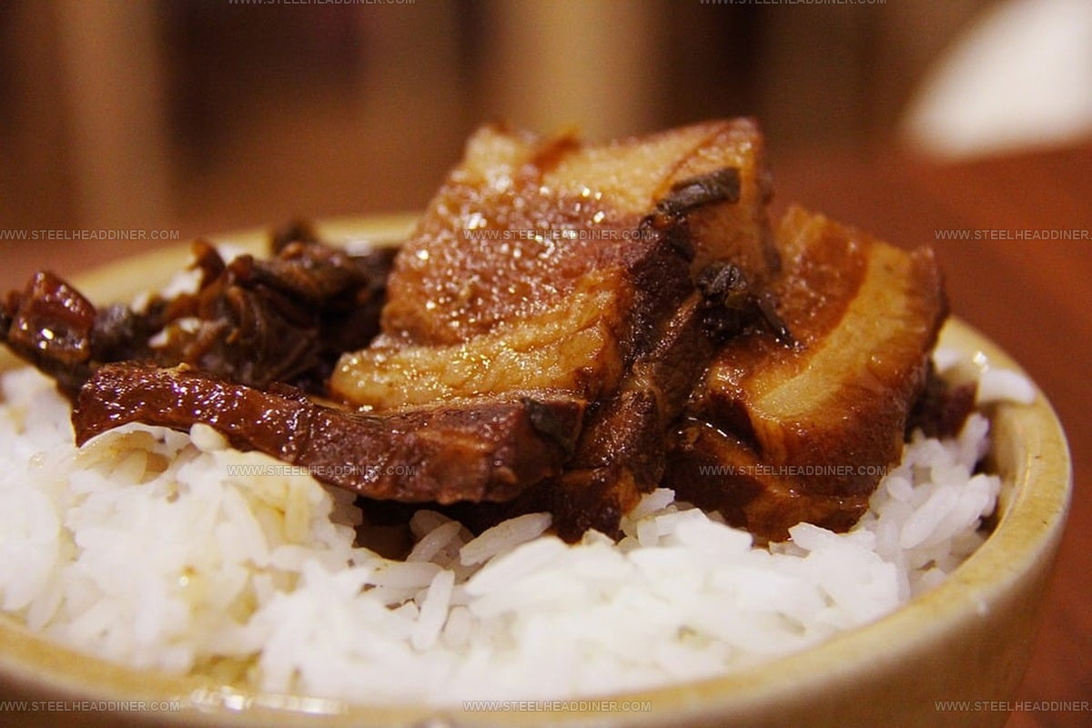What Does Beaver Taste Like? A Walk On The Wild Side of Flavors